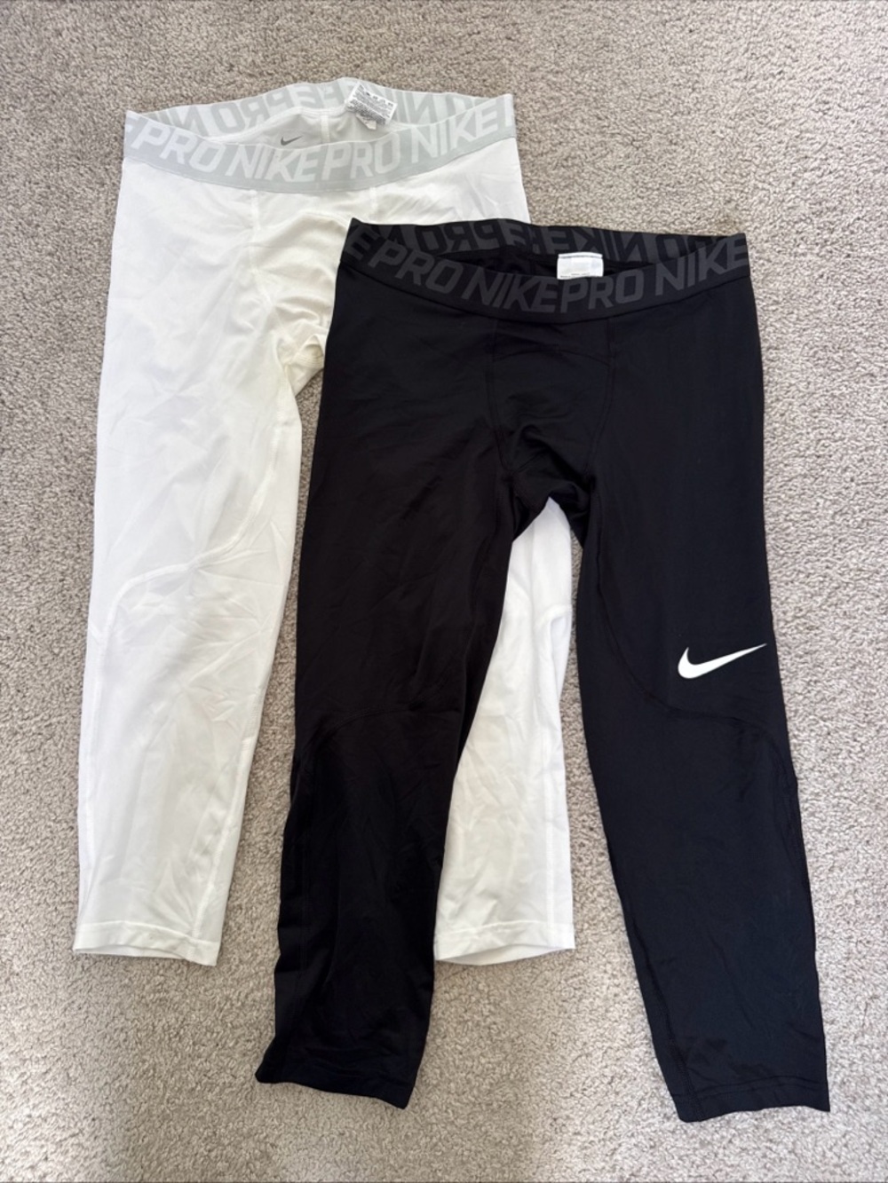 NWT Lot of 2 Nike Pro Mens Training Tights Size L Black and White 3/4 length